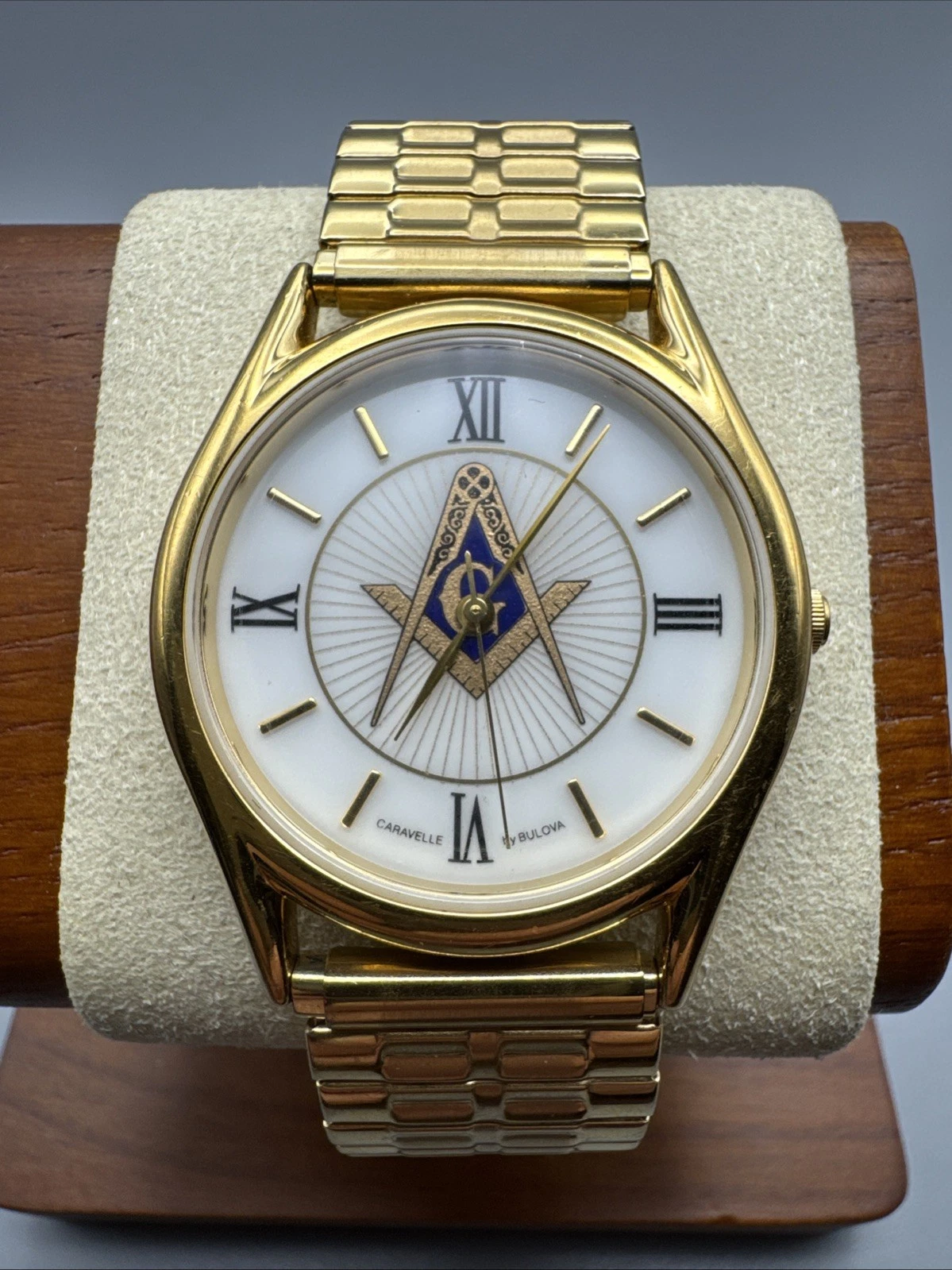 Masonic Watch Gold Tone Metal Band Gold Tone Dial